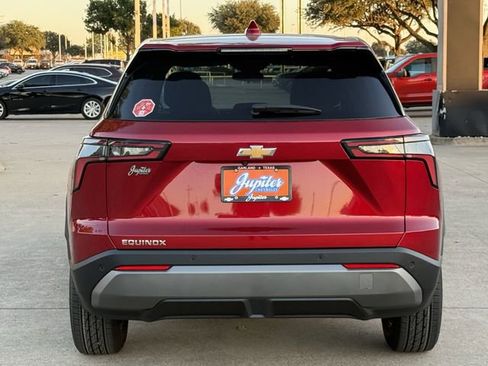 New 2026 Chevrolet Equinox LT image 5