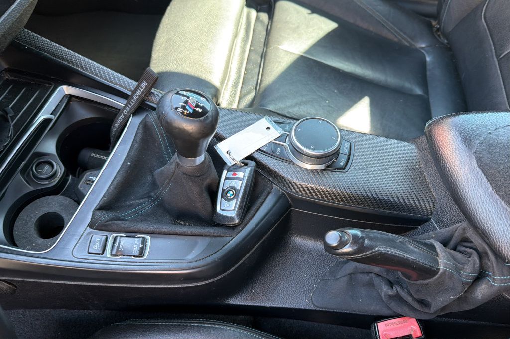 Used 2018 BMW M2 RWD image 26
