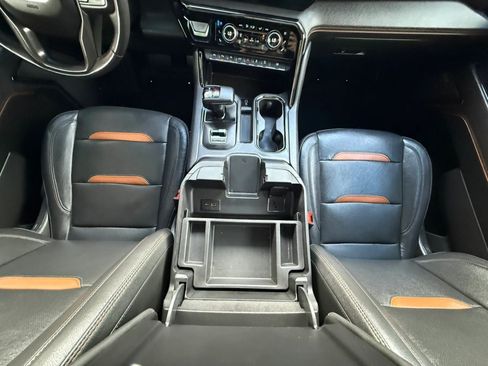 Used 2023 GMC Sierra 1500 AT4 w/ AT4 Premium Package AWD/4WD image 48