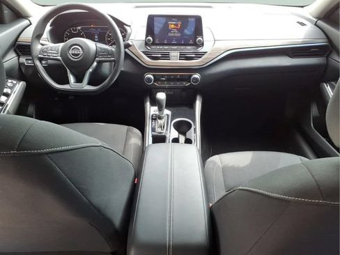 Used 2023 Nissan Altima 2.5 SV FWD image 21