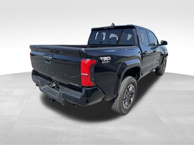 Used 2025 Toyota Tacoma TRD Sport AWD/4WD image 8