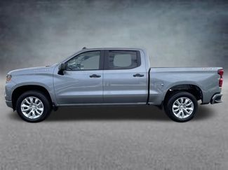 New 2026 Chevrolet Silverado 1500 Custom video 2