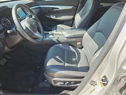 Used 2019 INFINITI QX50 Luxe w/ Protection Package image 14