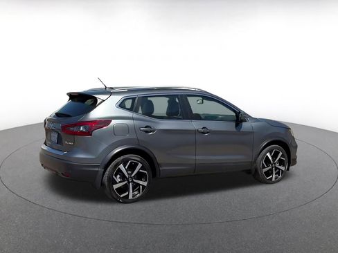 Used 2022 Nissan Rogue Sport SL w/ Premium Package image 15