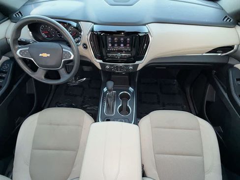 Used 2023 Chevrolet Traverse LS FWD image 24