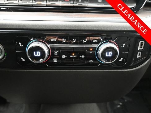 Used 2024 GMC Sierra 1500 SLT image 27