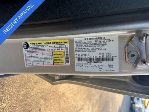 Used 2019 Ford Fusion SE image 24