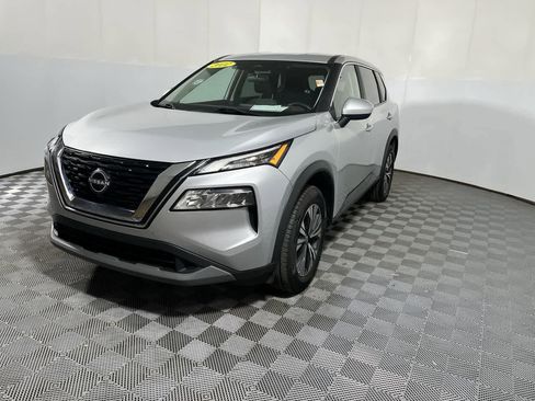 Used 2023 Nissan Rogue SV AWD/4WD image 4