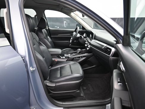 Used 2025 Kia Telluride S FWD image 11
