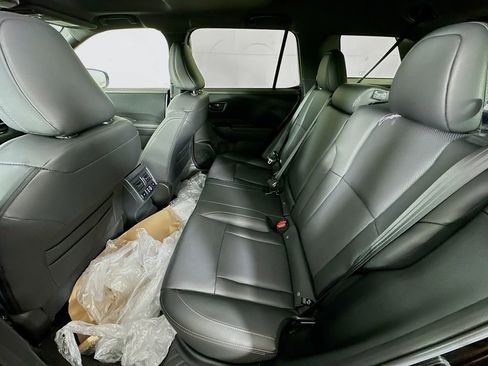 New 2026 Subaru Outback Limited image 31