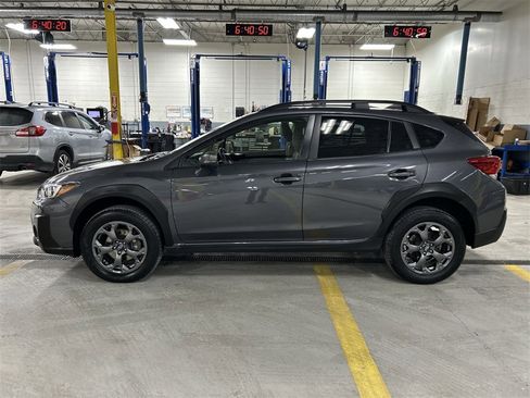 Certified 2022 Subaru Crosstrek 2.5i Sport w/ Moonroof Package image 5