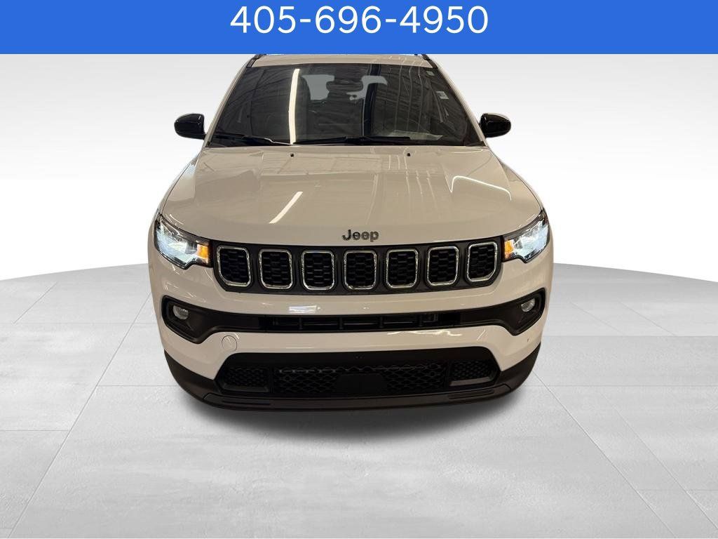 Used 2024 Jeep Compass Latitude AWD/4WD image 30