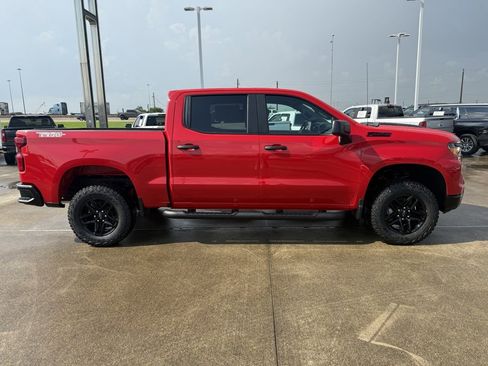 New 2026 Chevrolet Silverado 1500 Custom Trail Boss w/ LPO, Dark Essentials Package image 10