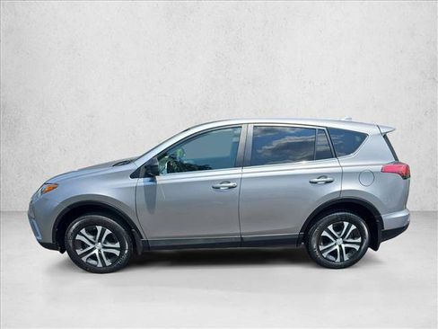 Used 2018 Toyota RAV4 LE w/ All Weather Liner Package AWD/4WD image 8