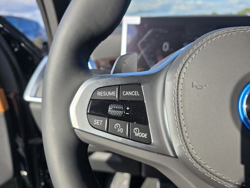 New 2026 BMW X5 xDrive50e w/ M Sport Package image 19