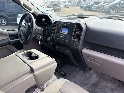 Used 2019 Ford F150 XL w/ Equipment Group 101A Mid AWD/4WD image 10