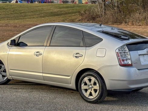 Used 2007 Toyota Prius Touring image 16