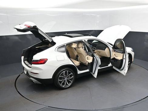 Used 2022 BMW X4 xDrive30i w/ Premium Package AWD/4WD image 49