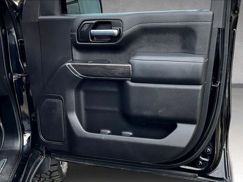 Used 2020 Chevrolet Silverado 1500 LTZ w/ LTZ Plus Package image 34