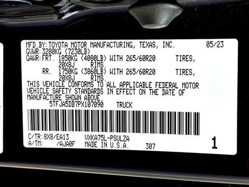 Used 2023 Toyota Tundra Limited w/ Power Package AWD/4WD image 32