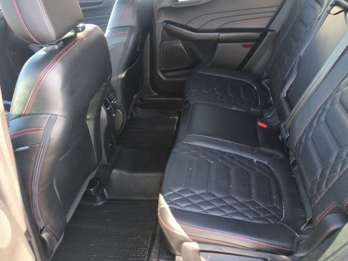 Used 2023 Ford Escape ST-Line Elite w/ Premium Technology Package image 18