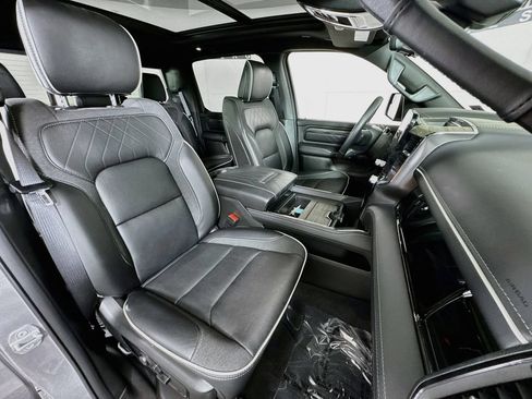 Used 2025 RAM 1500 Limited AWD/4WD image 30