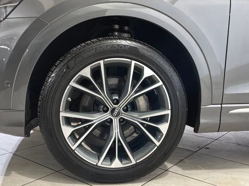 Used 2025 Audi Q8 Premium w/ Convenience Package image 16