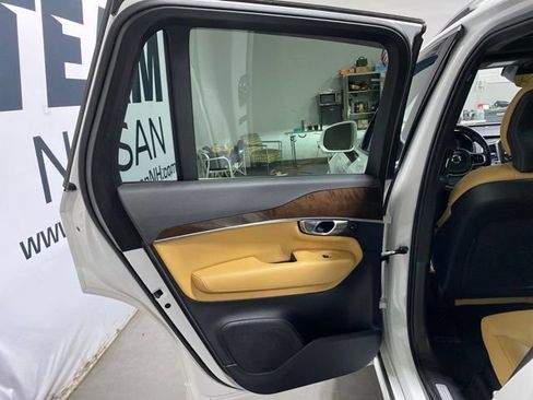 Used 2019 Volvo XC90 T6 Momentum w/ Advanced Package AWD/4WD image 23