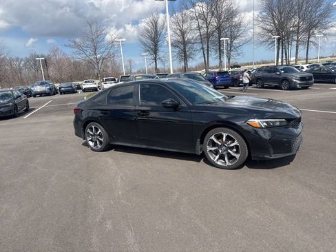 Used 2025 Honda Civic Sport image 8