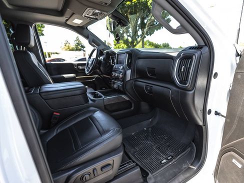 Used 2023 GMC Sierra 3500 Denali w/ Denali Ultimate Package AWD/4WD image 32