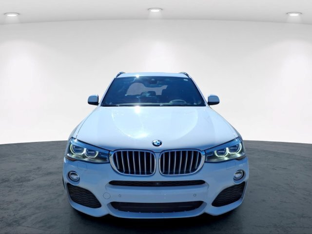 Used 2017 BMW X3 xDrive28i AWD/4WD image 3