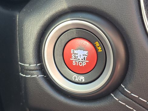 Used 2018 Dodge Durango SRT w/ SRT Interior Appearance Group image 23