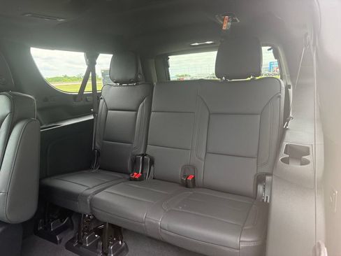New 2026 Chevrolet Suburban High Country w/ Sun And Tow Package AWD/4WD image 16