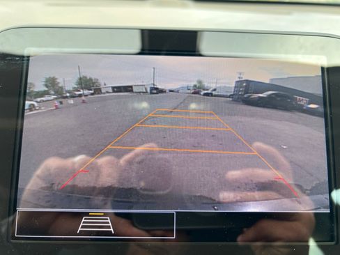 Used 2022 Chevrolet Malibu LS image 22