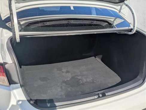 Certified 2023 Toyota Corolla LE image 17