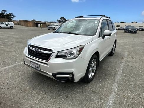 Used 2017 Subaru Forester 2.5i Touring AWD/4WD image 3