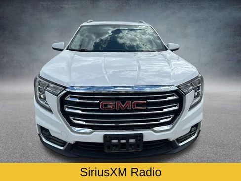 Used 2023 GMC Terrain SLT image 11