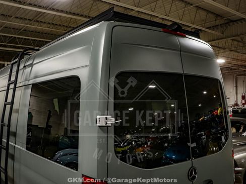 Used 2020 Mercedes-Benz Sprinter 2500 image 38