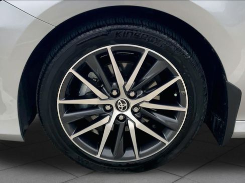 Used 2023 Toyota Camry XLE FWD image 11