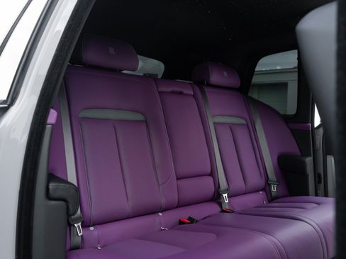 Used 2024 Rolls-Royce Cullinan AWD/4WD image 25