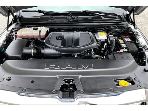 Certified 2026 RAM 1500 Laramie AWD/4WD image 13