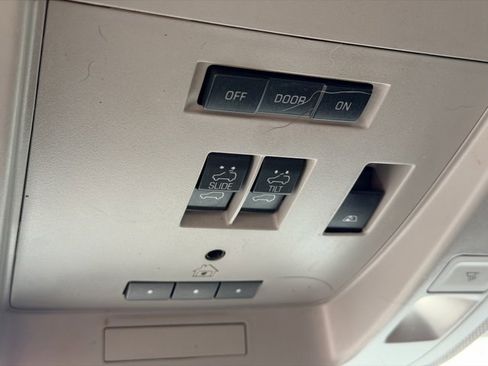 Used 2015 GMC Sierra 2500 Denali w/ Duramax Plus Package image 16