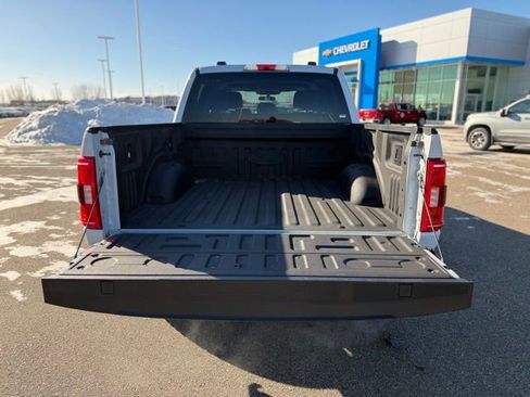 Used 2022 Ford F150 XLT w/ Trailer Tow Package image 14