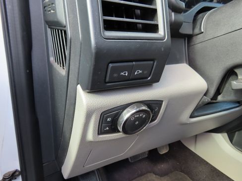 Used 2015 Ford F150 XL w/ Equipment Group 101A Mid image 15