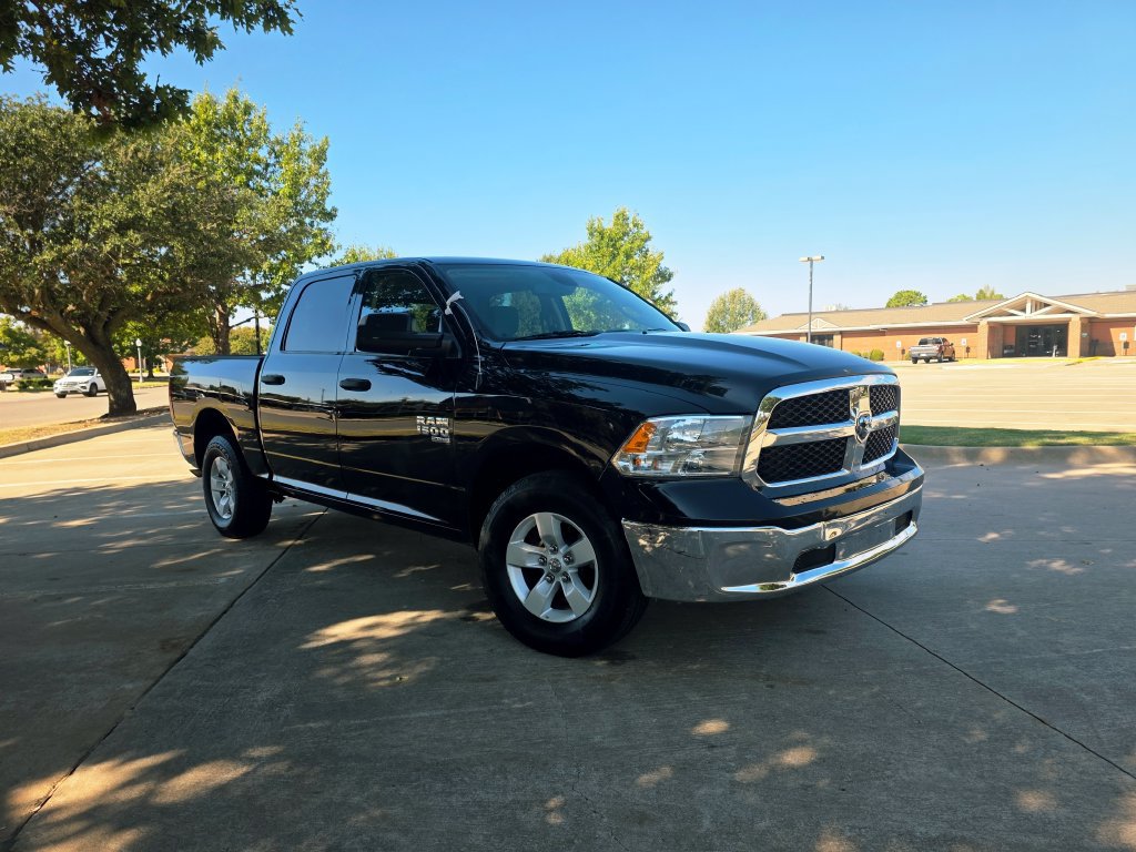 Used 2023 RAM 1500 Classic SLT w/ Trailer & Traction Group AWD/4WD image 8