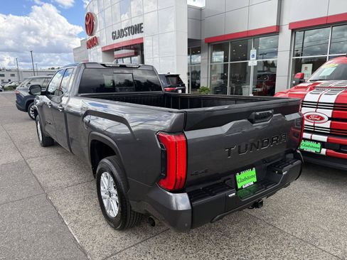 Used 2023 Toyota Tundra SR5 w/ SR5 Premium Package AWD/4WD image 3