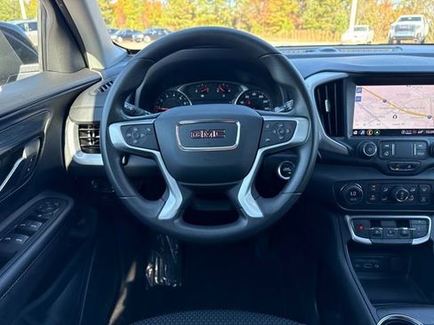 Used 2022 GMC Terrain SLE w/ Driver Convenience Package image 13