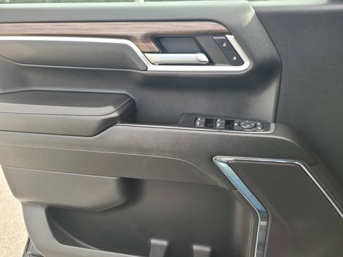 Used 2024 Chevrolet Silverado 1500 LT w/ Protection Package image 28