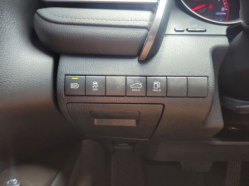 Used 2022 Toyota Camry XSE FWD image 19