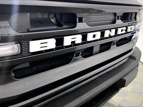 Certified 2022 Ford Bronco Outer Banks w/ Sasquatch Package AWD/4WD image 23